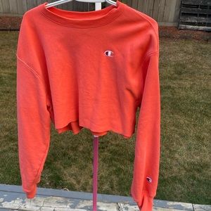 Cropped orange champion sweatshirt M